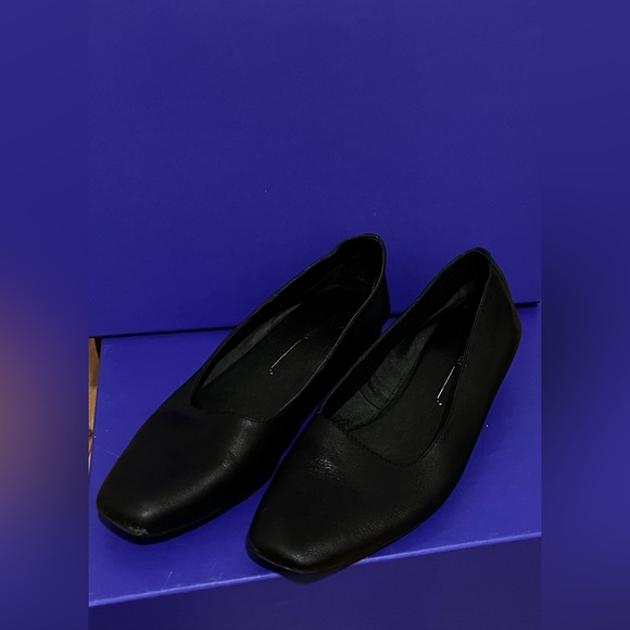 Leather Square Toe Ballet Flats - Black - Picture 2 of 5